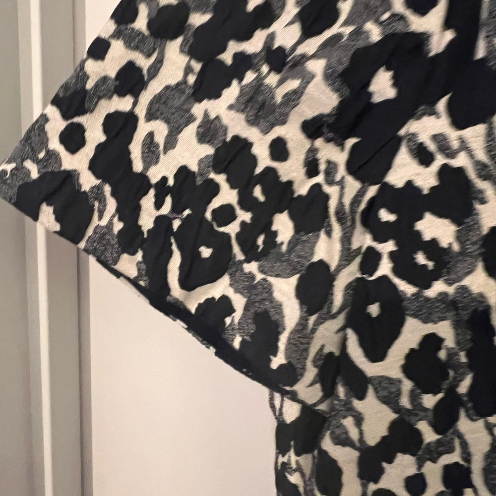 Black Halo White and Blue Sheath Dress - Picture 6 of 15